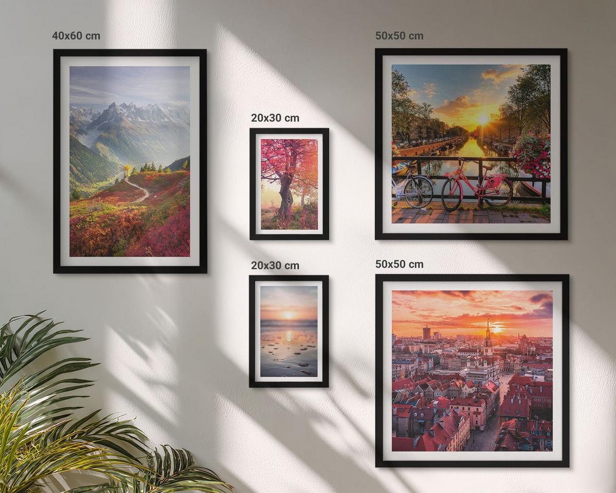 BILDER SET 5er Set - 50x50 cm & 20x30 cm & 40x60 cm Schwarzer Rahmen - Einfache Zeichnungen von Stadtansichten - Schwarz, Kunststoff (40/60cm) - TULUP