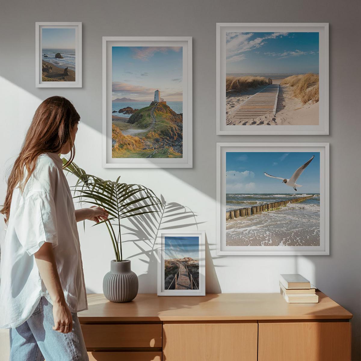 BILDER SET 5er Set - 50x50 cm & 20x30 cm & 40x60 cm Weißer Rahmen - Palmen am Meer, blaues Wasser - Weiß, Kunststoff (40/60cm) - TULUP