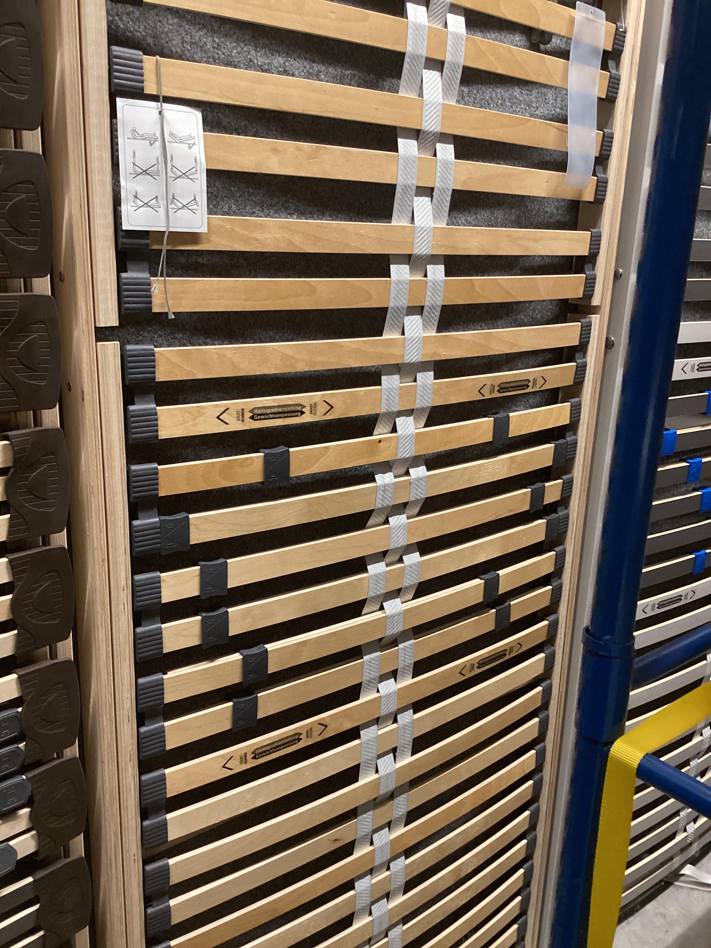 CSEPEL OUTLET RUBIN ÁGYRÁCS