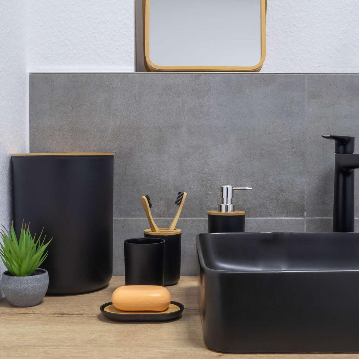 BADEZIMMER ZUBEHÖR SET (6-tlg.) mit Zahnputzbecher Seifenschale Seifenspender Toilettenbürste - Schwarz, Naturmaterialen (19.5/26/19.5cm) - Intirilife