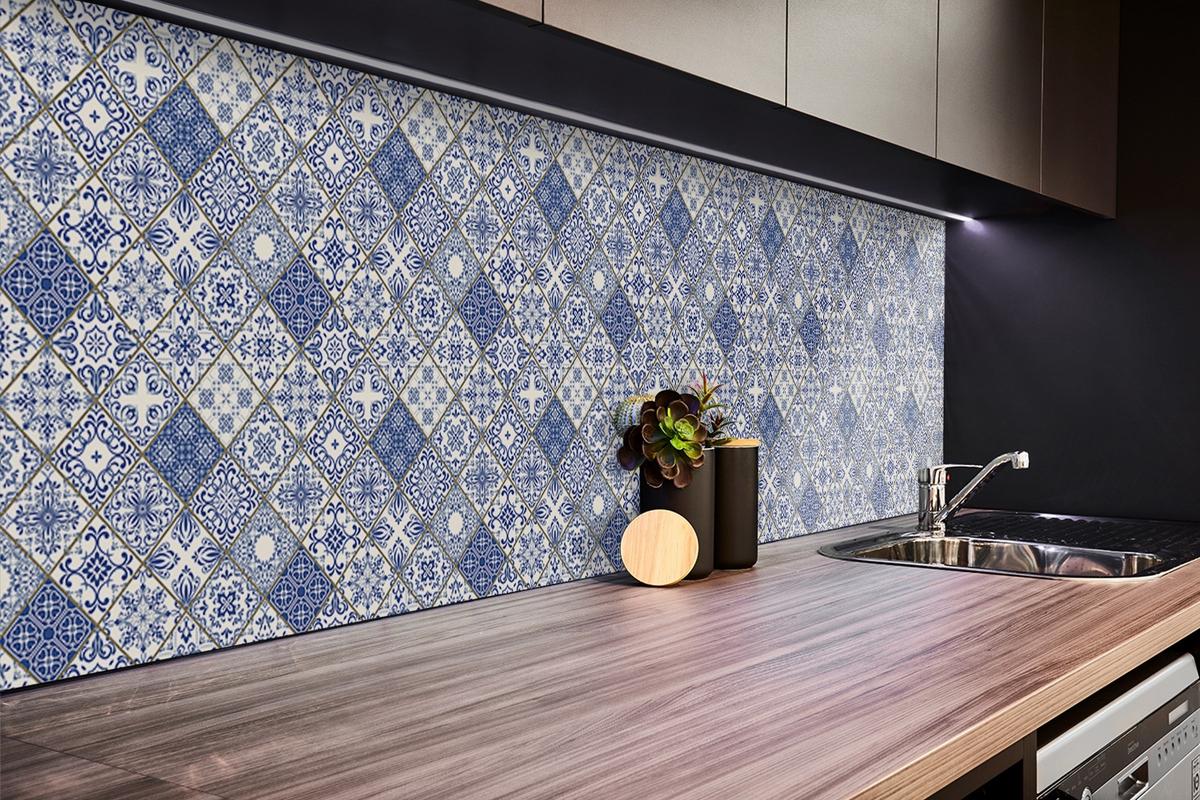 SELBSTKLEBENDES WANDPANEL 100x50 cm - Portugiesisches Muster - Blau, Textil (100/1.6/50cm) - TULUP