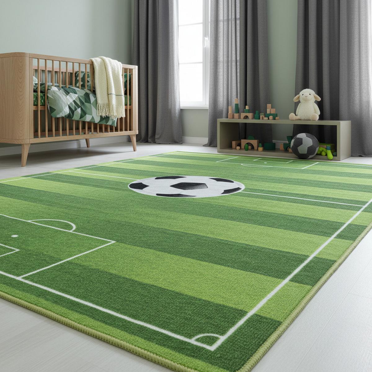 KINDERTEPPICH TRAUN, mit Fußballfeld-Motiv, Grün, 140 x 200 cm - Grün, Textil (200/140cm) - KADIMA DESIGN