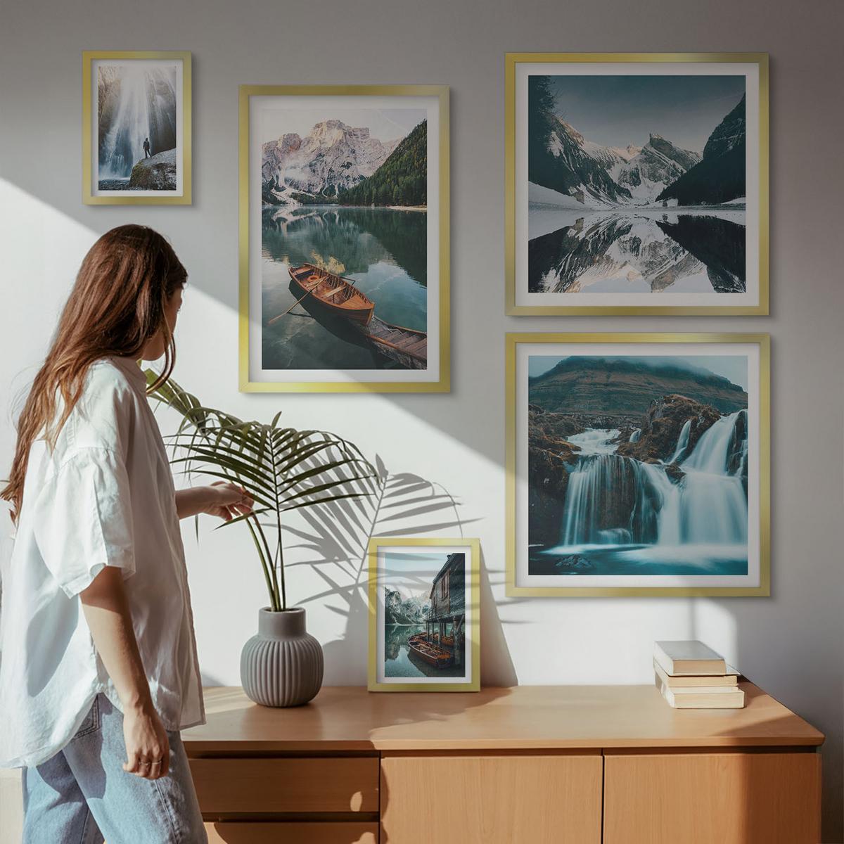 BILDER SET 5er Set - 50x50 cm & 20x30 cm & 40x60 cm Goldrahmen - Spiegelung der Boote auf Bergseen - Goldfarben, Kunststoff (40/60cm) - TULUP