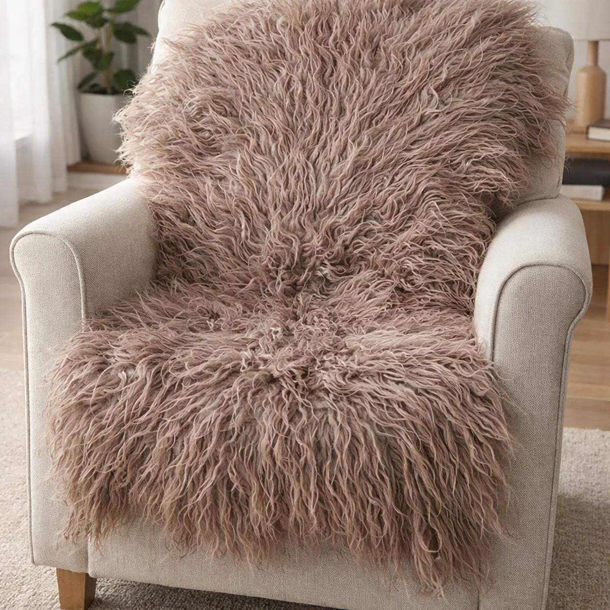 LAMMFELL Island Langhaar natur lockig weich Premium Hell Taupe ca. 105 cm - Taupe, Fell (55/105cm) - Provellus