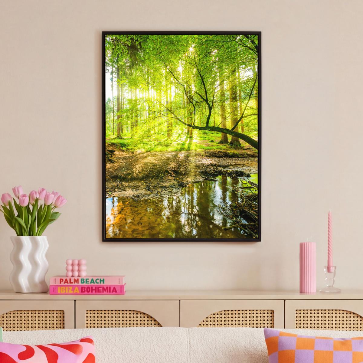 LEINWAND Bilder mit Rahmen - Wald - Landschaft - Wasser - Bäume - Sonne - Grün - Natur - 70x100 - Grün, Textil (70/100cm) - MuchoWow