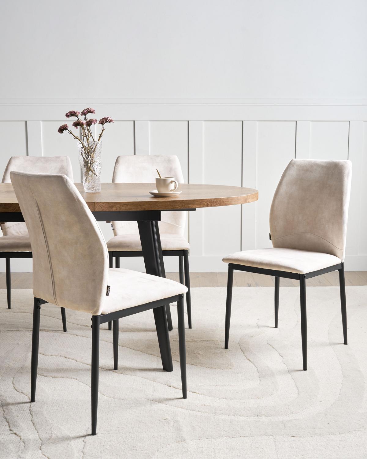 ESSZIMMERSTUHL 4er-Set Hellbeige Rocheport - Beige/Schwarz, Textil (46/89/44cm) - Beliani