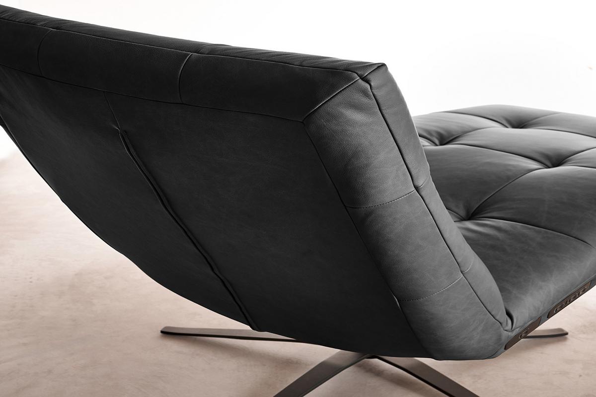 RELAXLIEGE LETICIA Schwarz Leder Drehbar (360°), Relaxfunktion - Schwarz, Leder/Metall (82/115/156cm) - KAWOLA