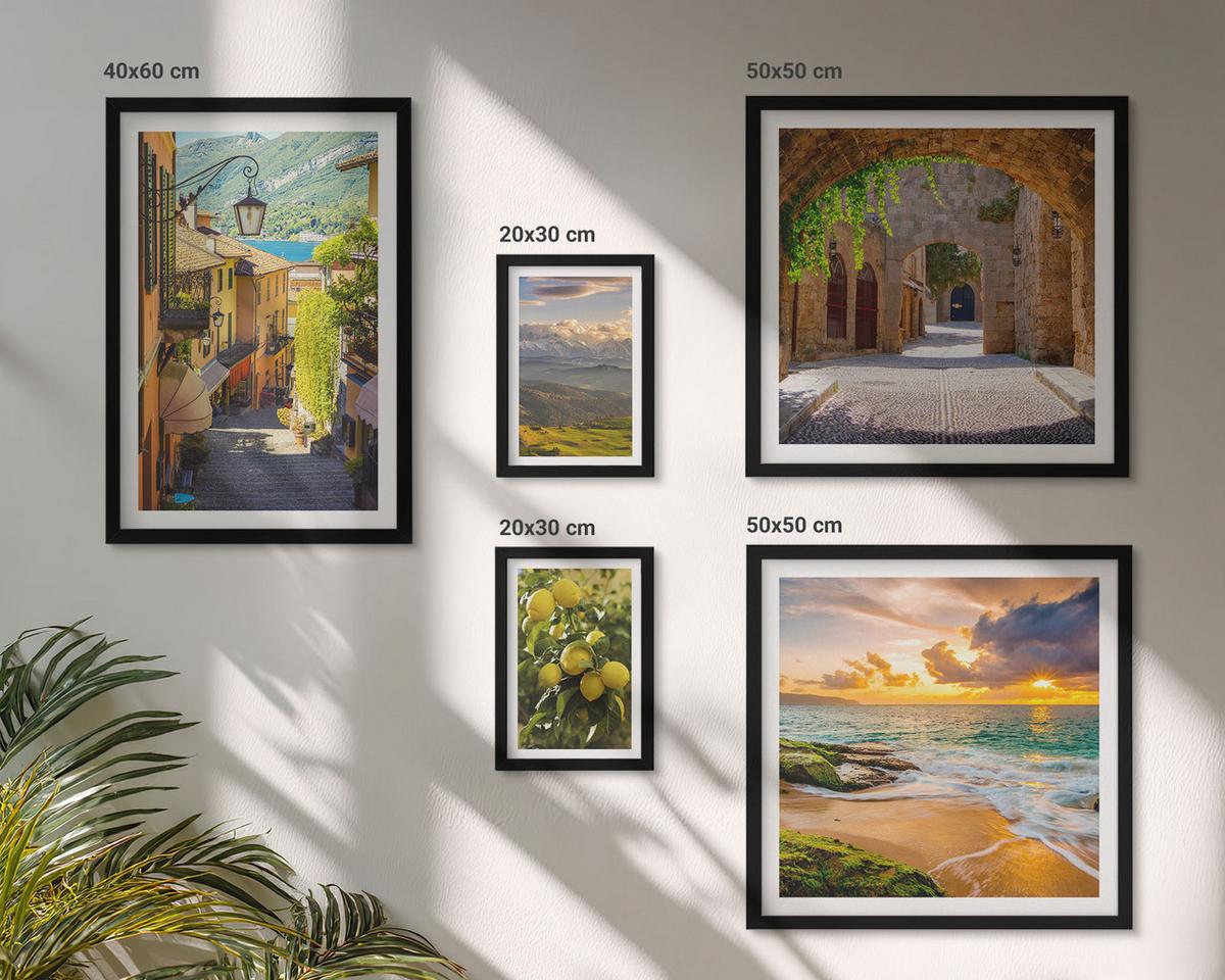 BILDER SET 5er Set - 50x50 cm & 20x30 cm & 40x60 cm Schwarzer Rahmen - Malerische Straßen am Meer, Strand - Schwarz, Kunststoff (40/60cm) - TULUP