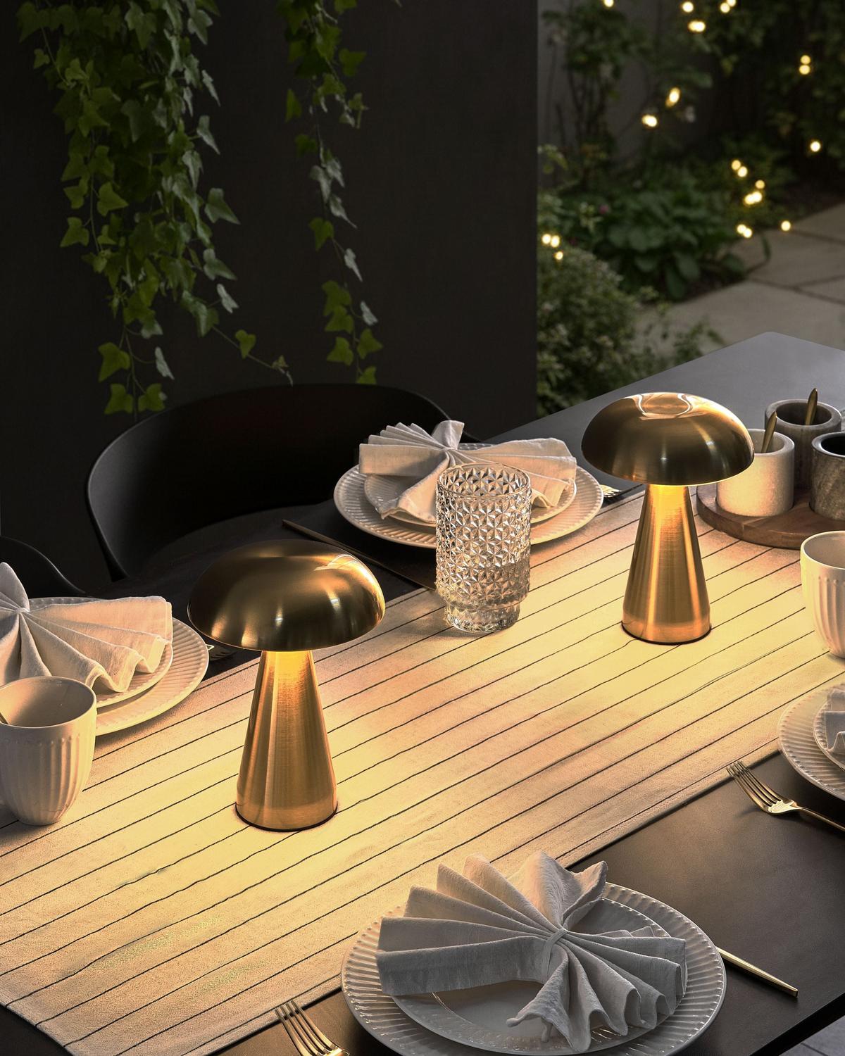 KABELLOSE LED Tischlampe 2er Set mit Dimmer Metall Gold Kulfo - Goldfarben, Metall (15/15/20cm) - Beliani