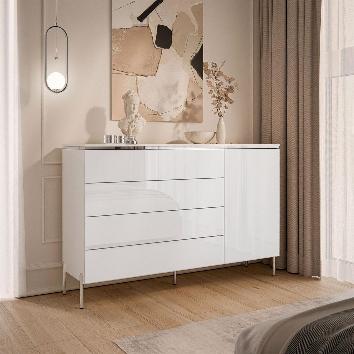 KOMMODE AURORA SILVER 4S1D mit Schubladen – mit geraden verchromten Beinen - Weiß Hochglanz, Holzwerkstoff (140/94.5/40cm) - Lookway
