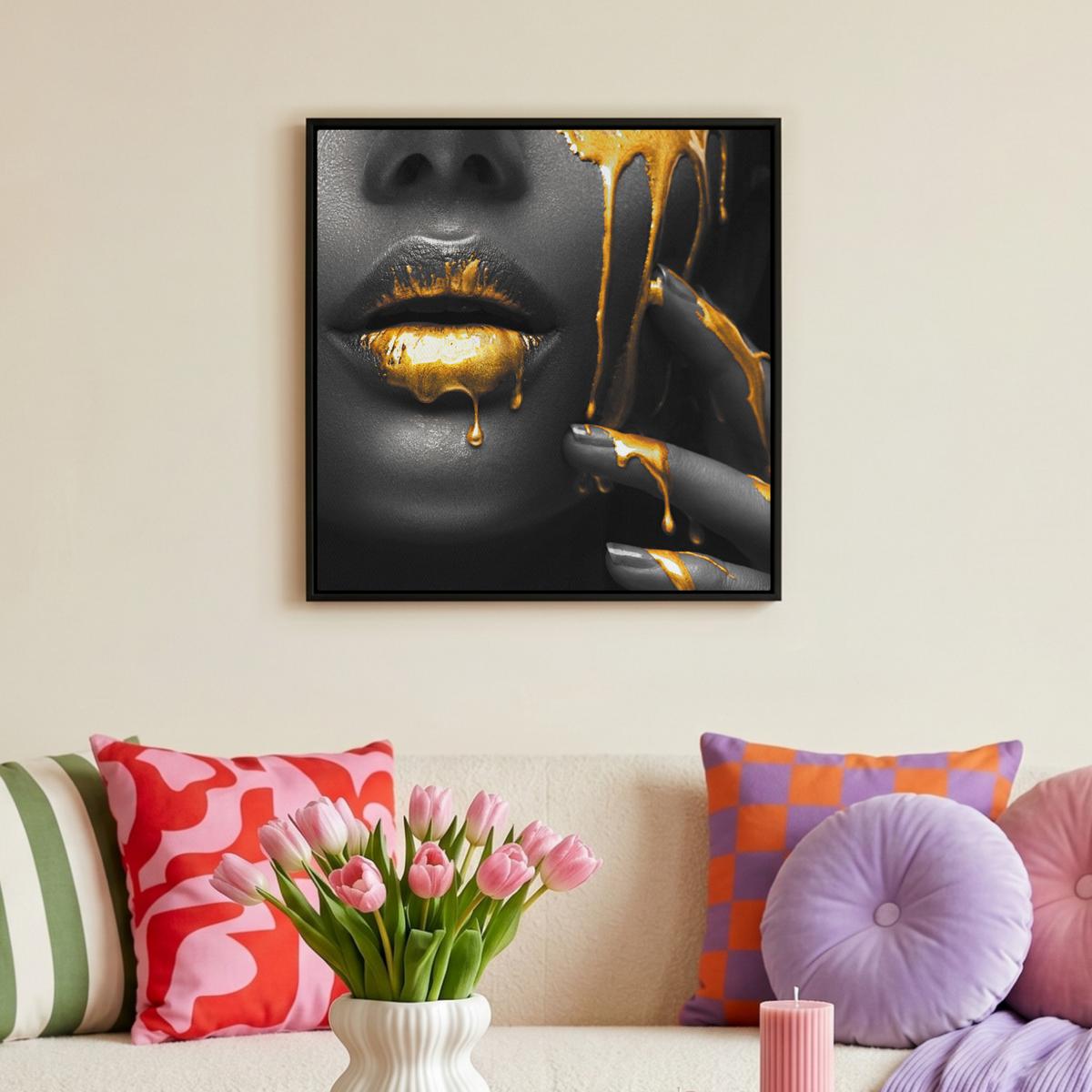 LEINWAND Bilder mit Rahmen - Frau - Schwarz - Gold - Gesicht - Lippen - 50x50 - Goldfarben, Textil (50/50cm) - MuchoWow