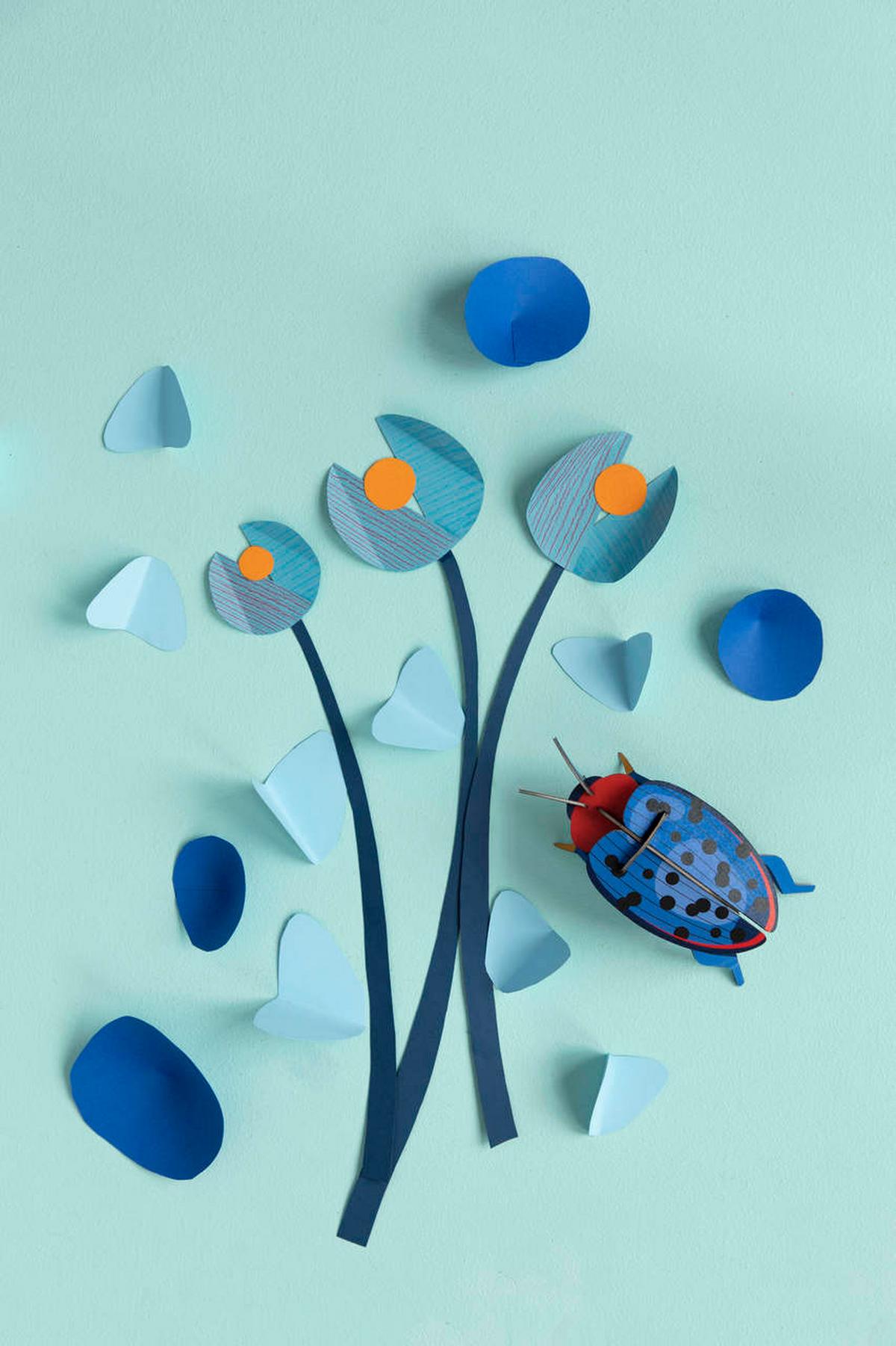 WANDDEKO Pilz-Käfer 7/5 cm - Blau/Rot, Wellpappe (7/5/16cm) - Studio Roof