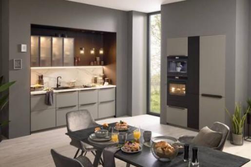 EINBAUKÜCHE EASYTOUCH