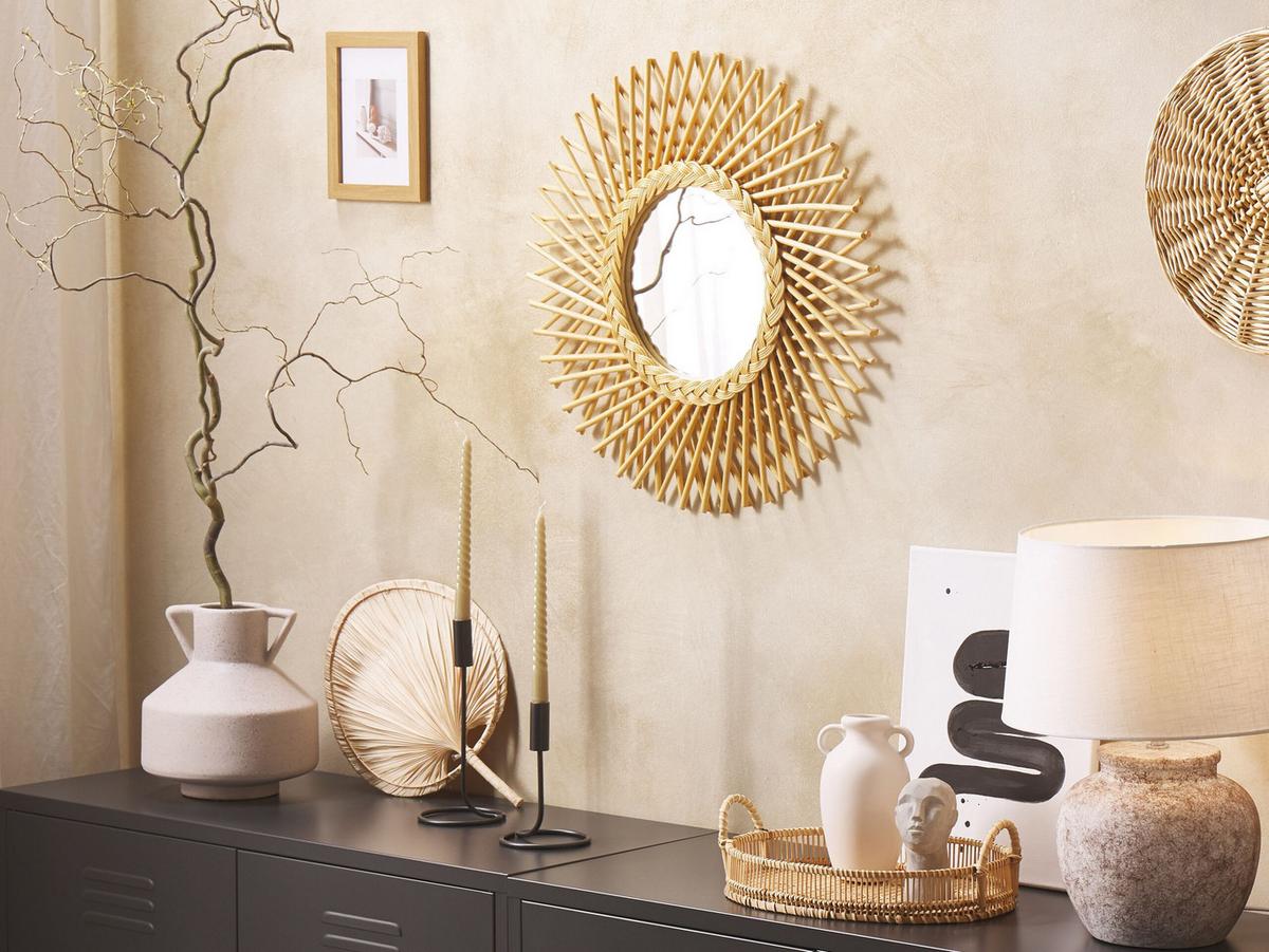 WANDSPIEGEL Rattan natürlich Sonnenform 60 cm Tagolu - Beige/Naturfarben, Naturmaterialien (60/60/1cm) - Beliani