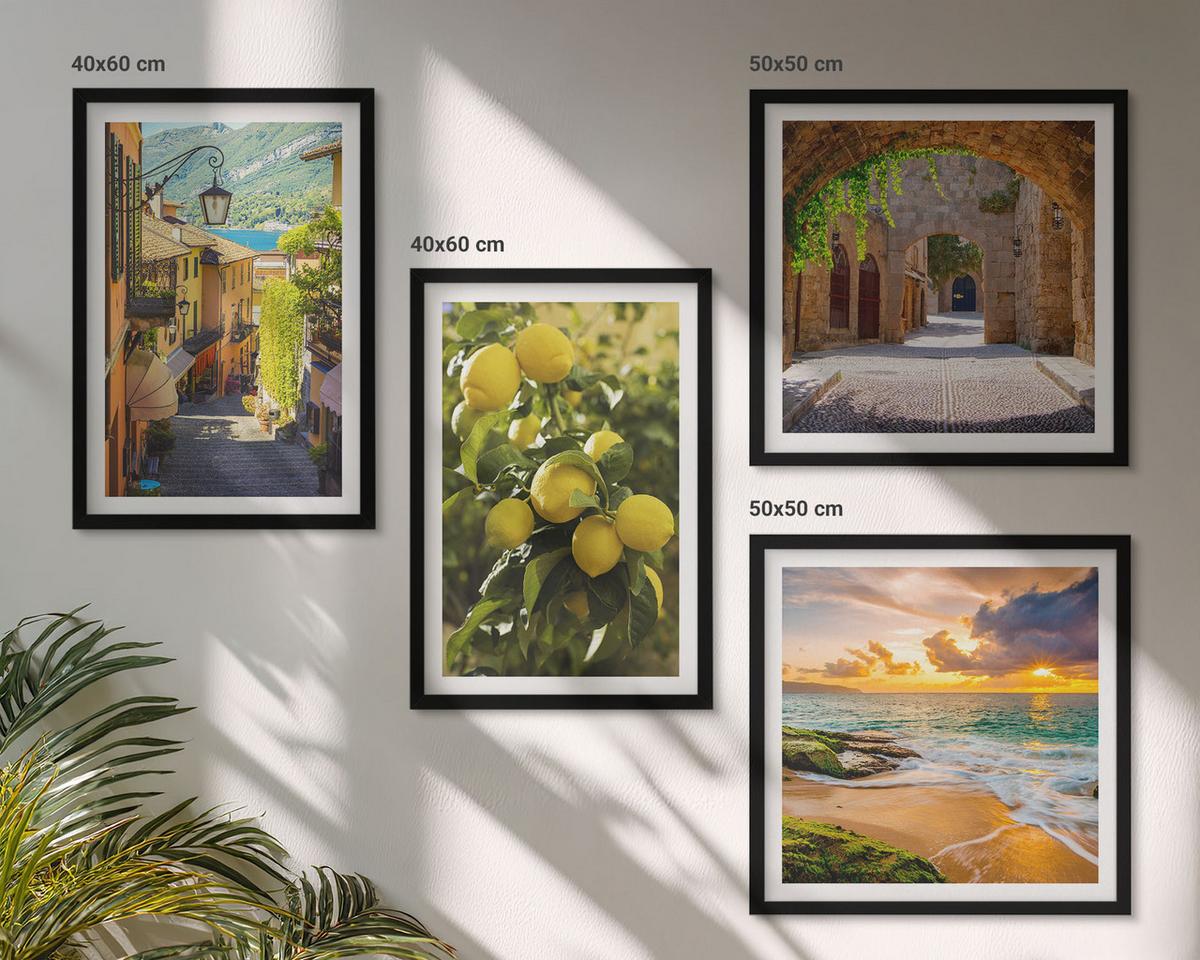 BILDER SET 4er Set - 50x50 cm & 40x60 cm Schwarzer Rahmen - Malerische Straßen am Meer, Strand - Schwarz, Kunststoff (50/50cm) - TULUP