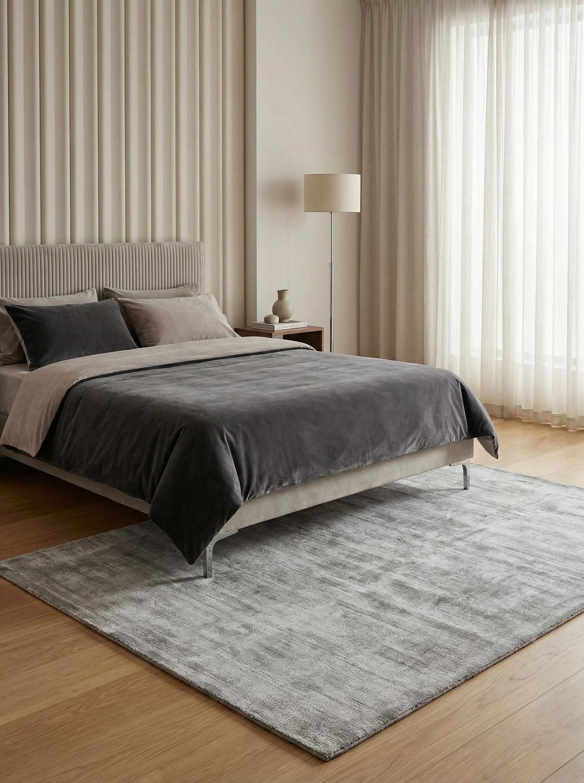 VISKOSETEPPICH handgewebt BARI, einfarbig, Silber, 160 x 230 cm - Silberfarben, Textil (230/160cm) - KADIMA DESIGN