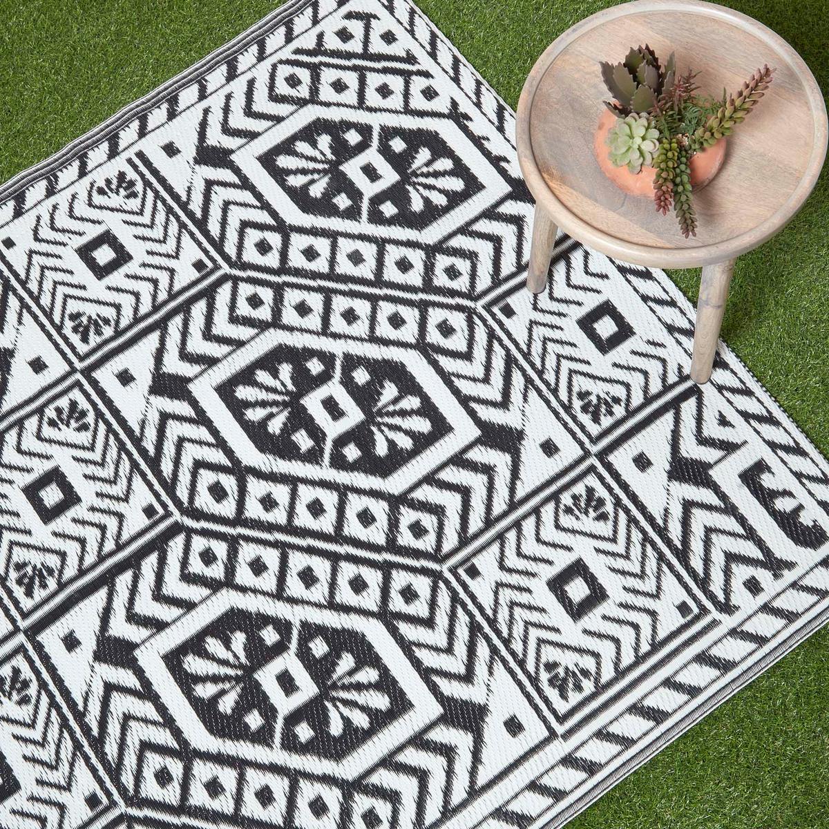 OUTDOORTEPPICH Ethno-Muster 120/180 cm - Schwarz, Kunststoff (122/182cm) - Homescapes