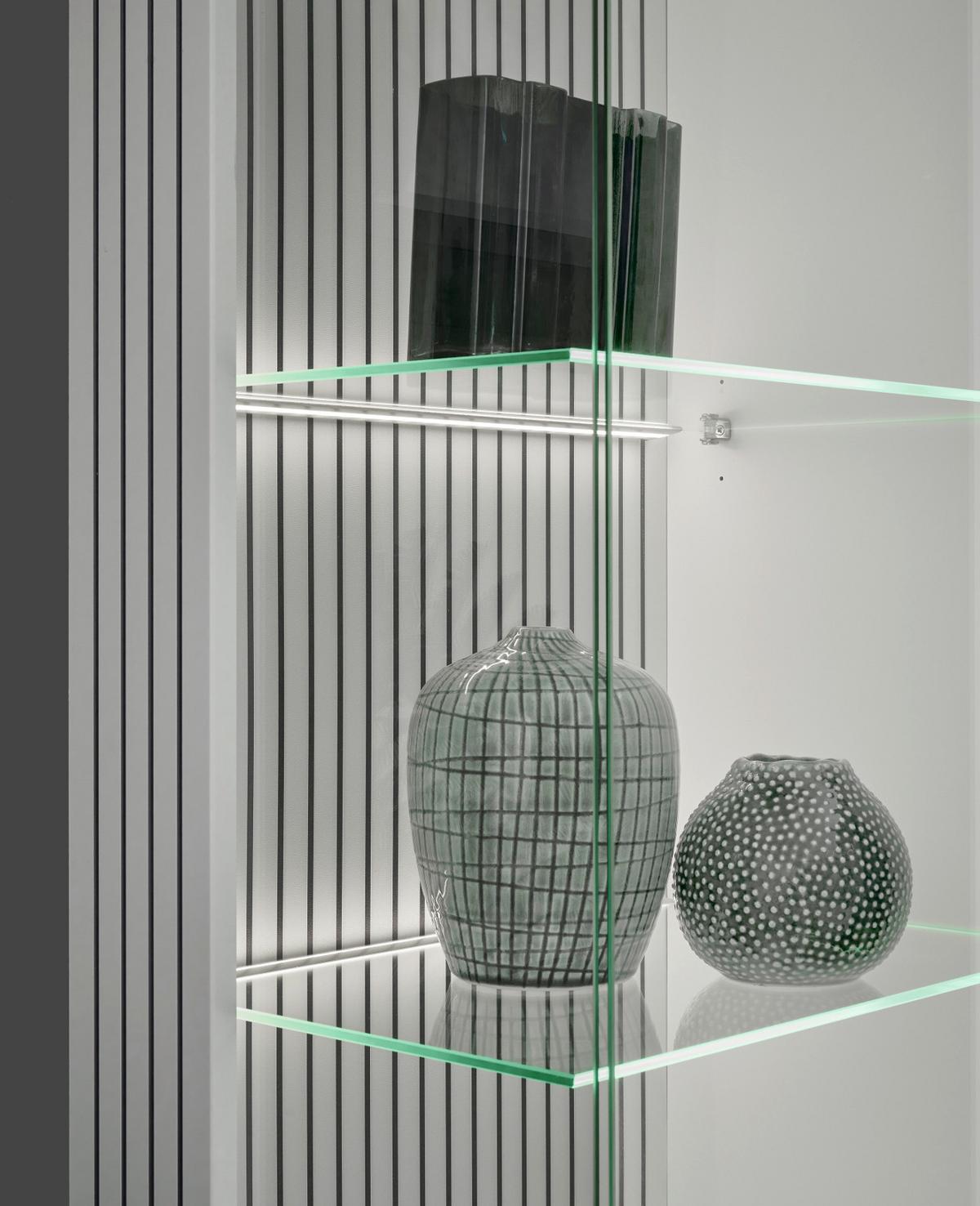 VITRINE weiß matt, Vitrinenschrank 75 x 180 cm mit Soft-Close-Funktion - Schwarz/Weiß, Glas/Holzwerkstoff (75/180/38cm) - Furn.Design