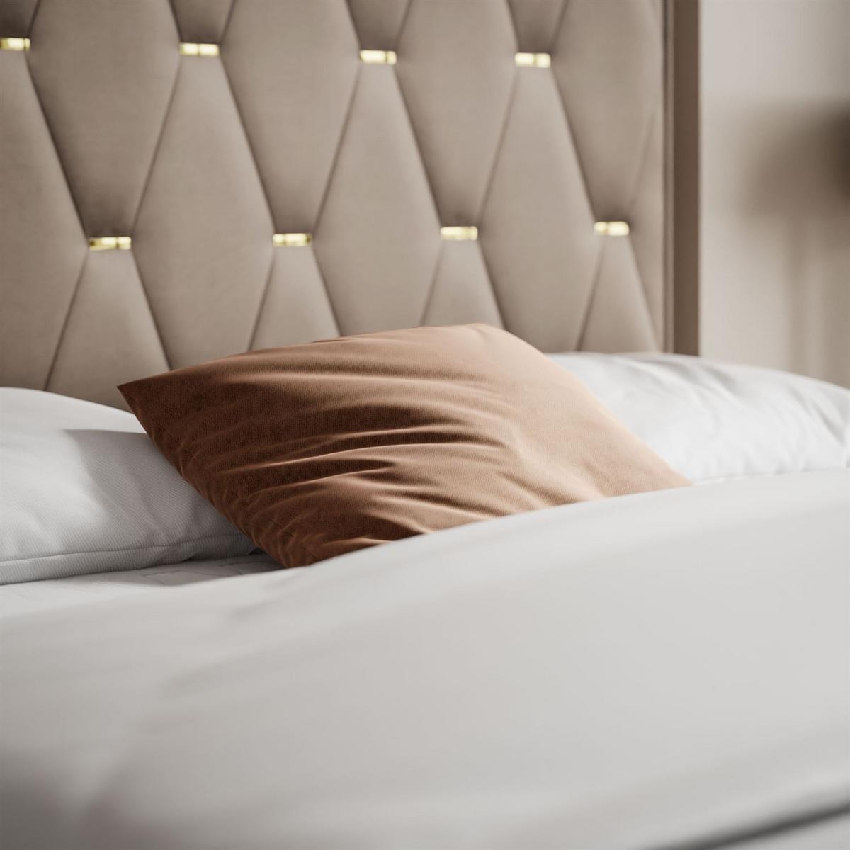 BOXSPRINGBETT IZOLDA mit Bettkasten und Topper 140x200 cm Royal Velvet 176 - Beige, Textil - Lookway