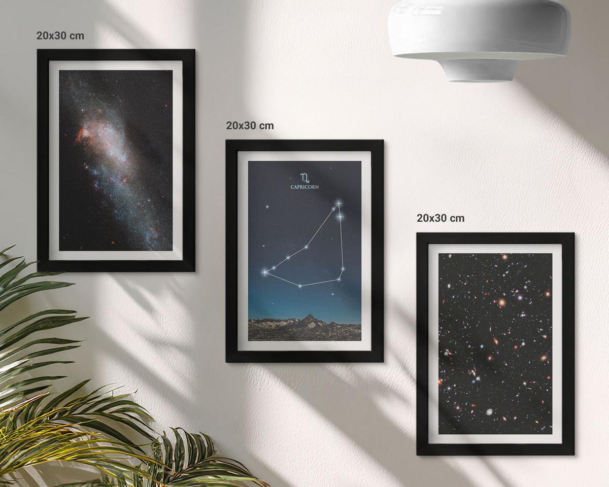 BILDER SET 3er Set - 20x30 cm Schwarzer Rahmen - Galaxie im Sternbild Steinbock - Schwarz, Kunststoff (20/30cm) - TULUP