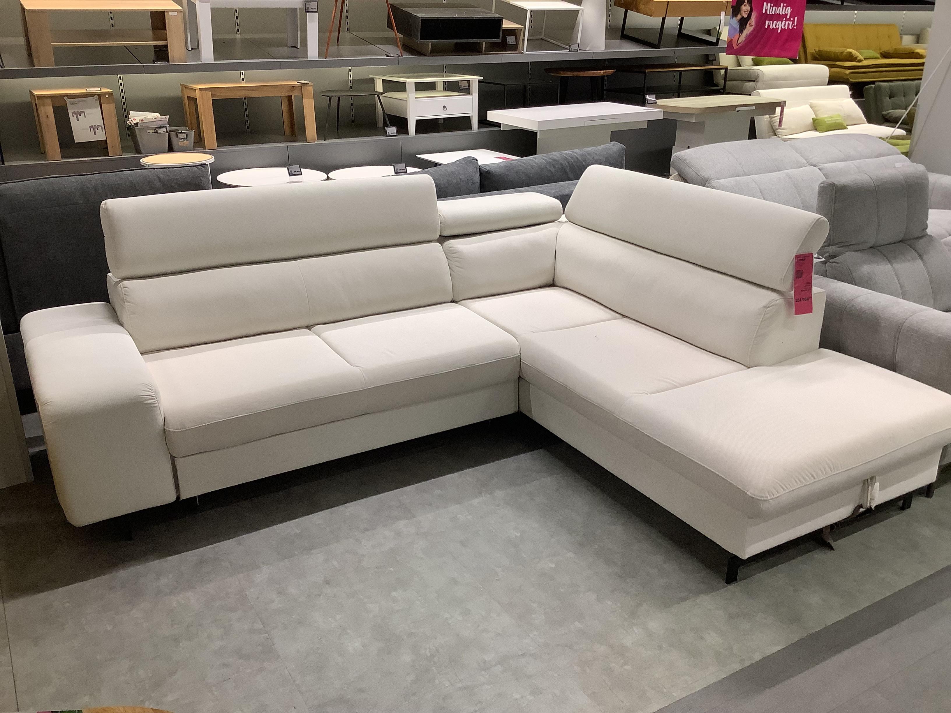 EMMA SAROKGARNITÚRA