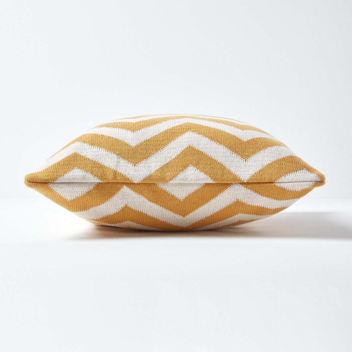 KISSENHÜLLE Zickzack-Muster 45/45 cm - Dunkelgelb, Textil (45/45cm) - Homescapes