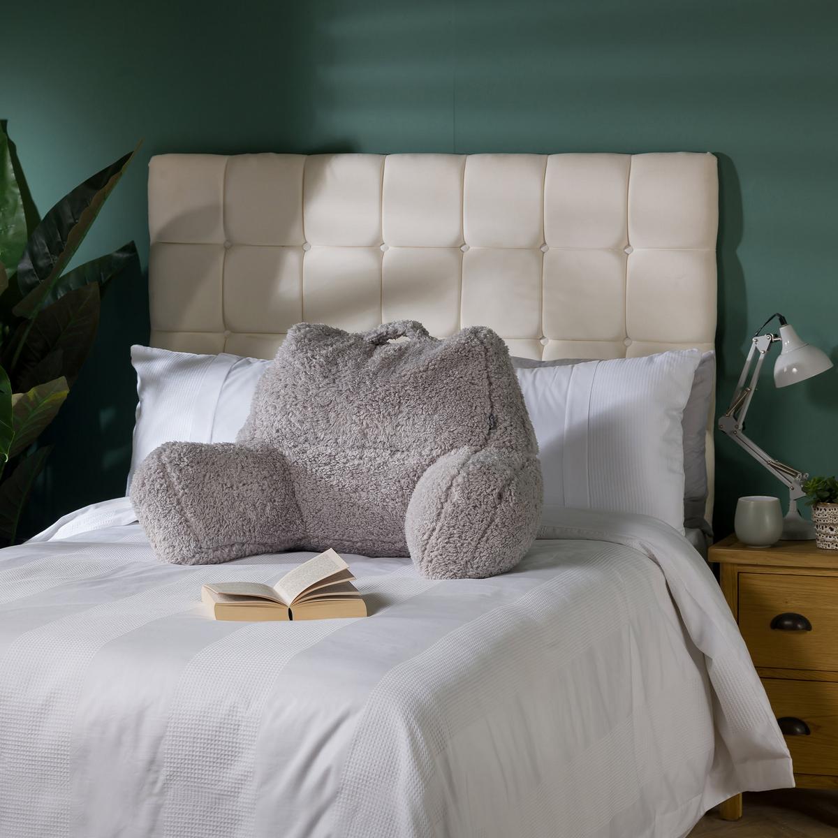 RÜCKENLEHNE Lesekissen Teddybär - Grau, Textil (74/63cm) - icon