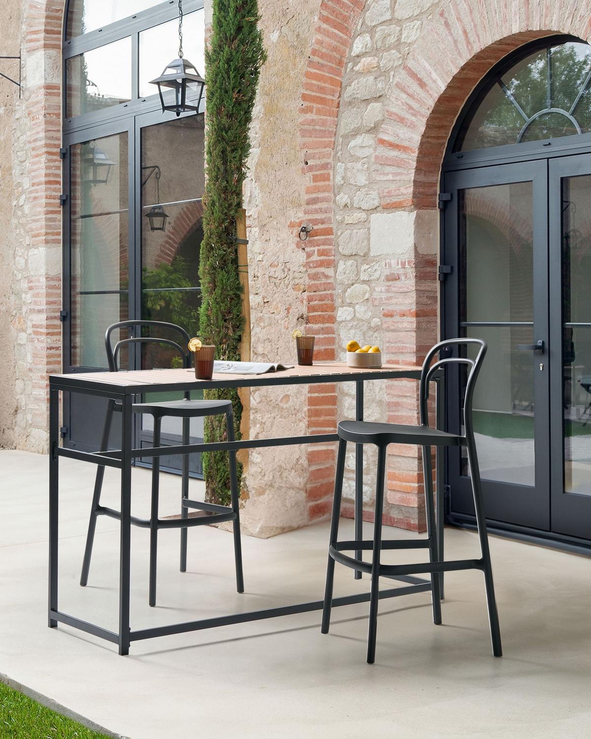 GARTEN-BARHOCKER 2er-Set Schwarz Porano - Schwarz, Kunststoff (48/106/48cm) - Beliani