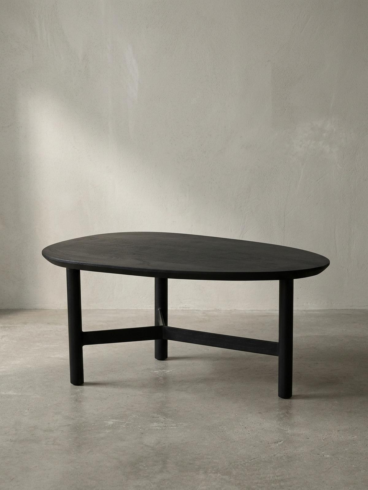 COUCHTISCH Mango Massivholz in Schwarz, Nierenform, 86x50x37 cm - Schwarz, Holz/Metall (50/86/37cm) - KADIMA DESIGN