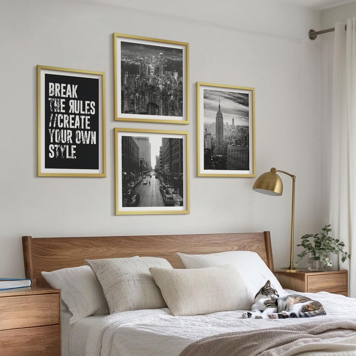 BILDER SET 4er Set - 50x50 cm & 40x60 cm Goldrahmen - Inspiration für Schwarz-Weiß-Darstellungen von Stadtstraßen - Goldfarben, Kunststoff (50/50cm) - TULUP