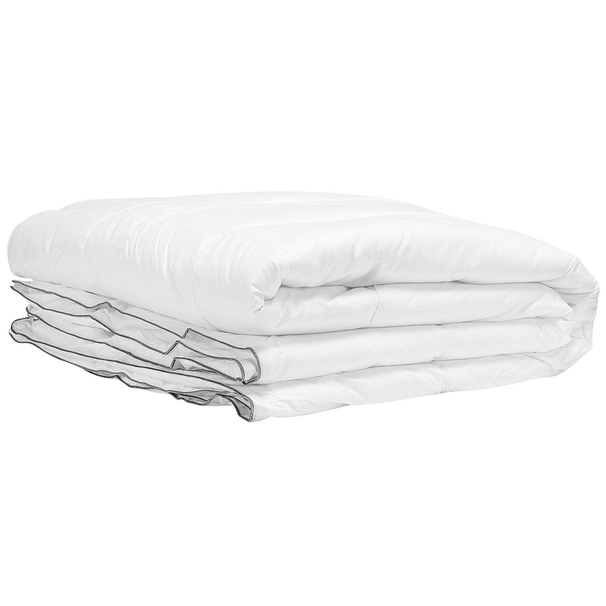 BETTDECKE Zweilagig Mikrofaser 4-Jahreszeiten 220/240 cm Teleno - Weiß, Textil (240/200cm) - Beliani