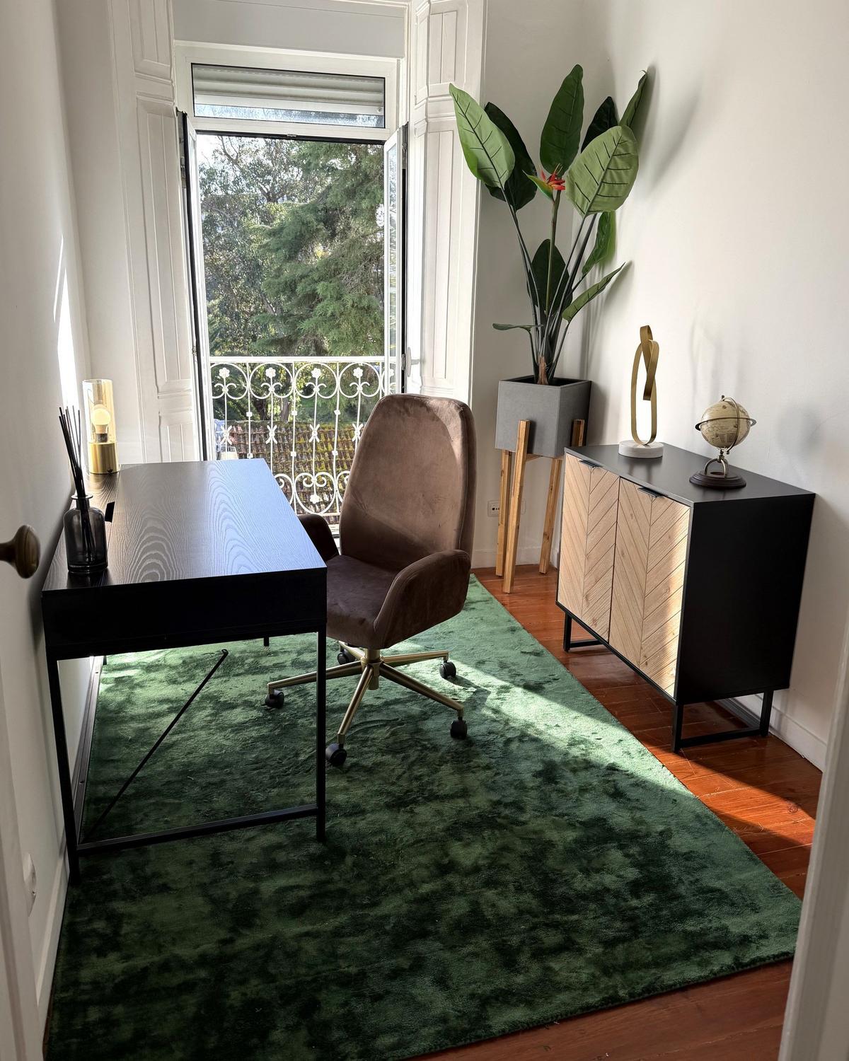 SIDEBOARD Schwarz Alaska - Hellbraun/Schwarz, Holzwerkstoff (80/80/40cm) - Beliani