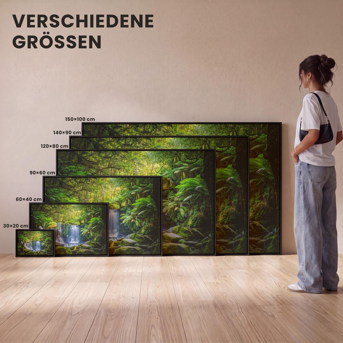 LEINWAND Bilder mit Rahmen - Dschungel - Wasserfall - Australien - Pflanzen - Natur - 140x90 - Dunkelgrün, Textil (140/90cm) - MuchoWow