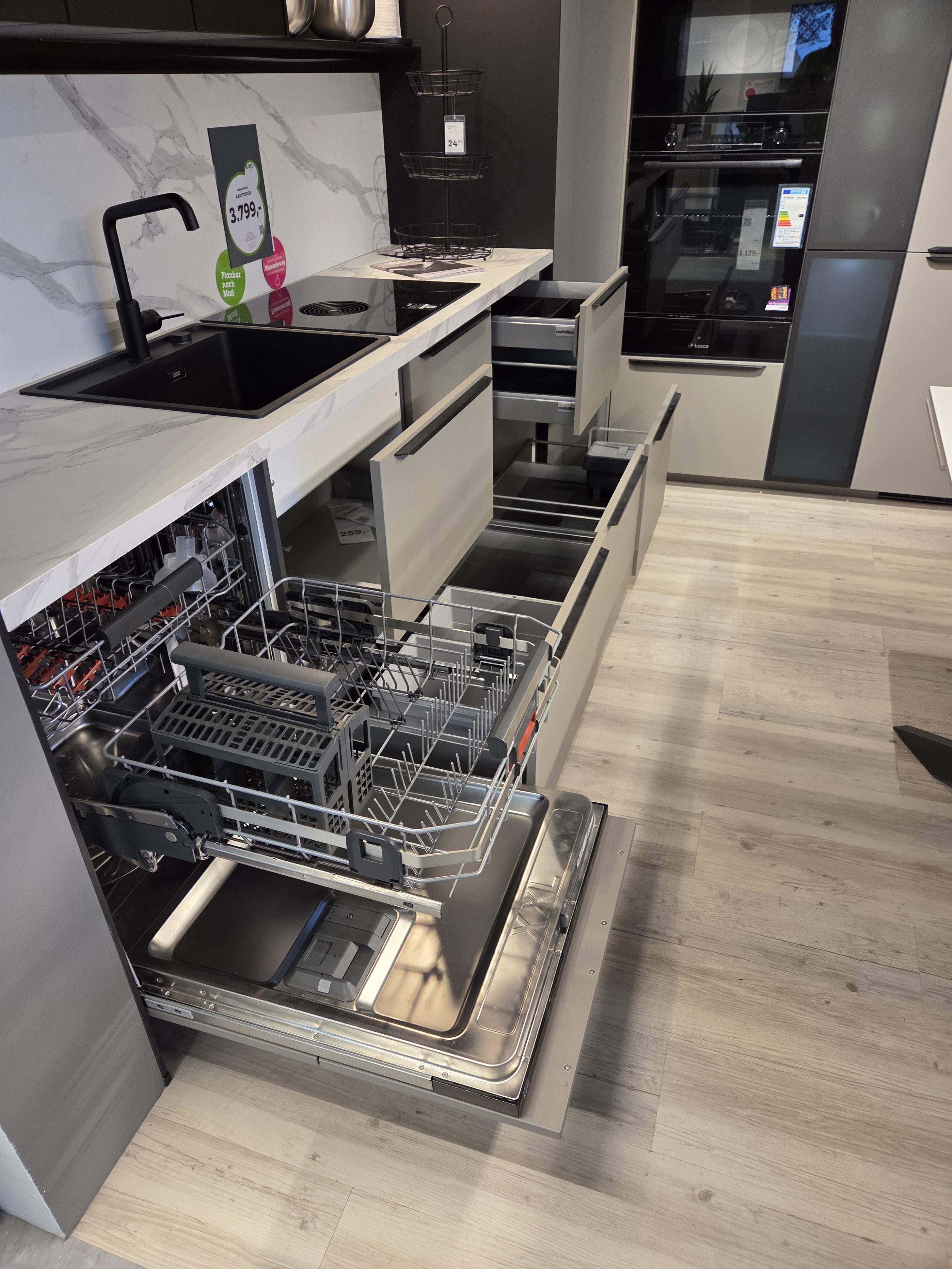 EINBAUKÜCHE EASYTOUCH - Nobilia