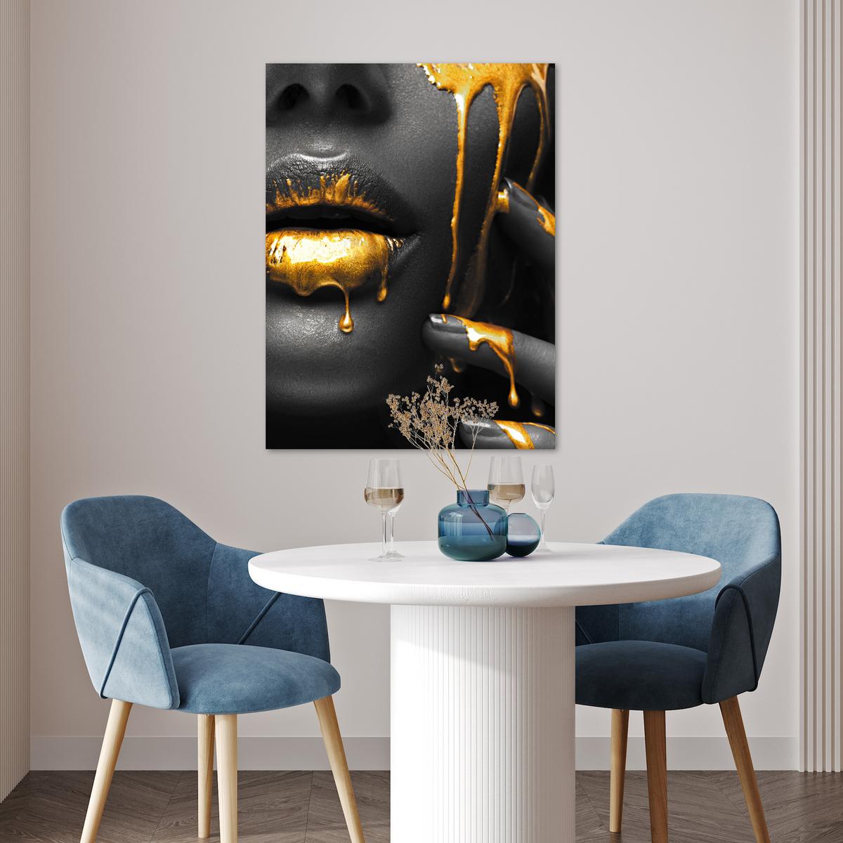 POSTER Frau - Schwarz - Gold - Gesicht - Lippen Deko Wohnzimmer 60x80 cm - Goldfarben, Papier (60/80/0.1cm) - MuchoWow