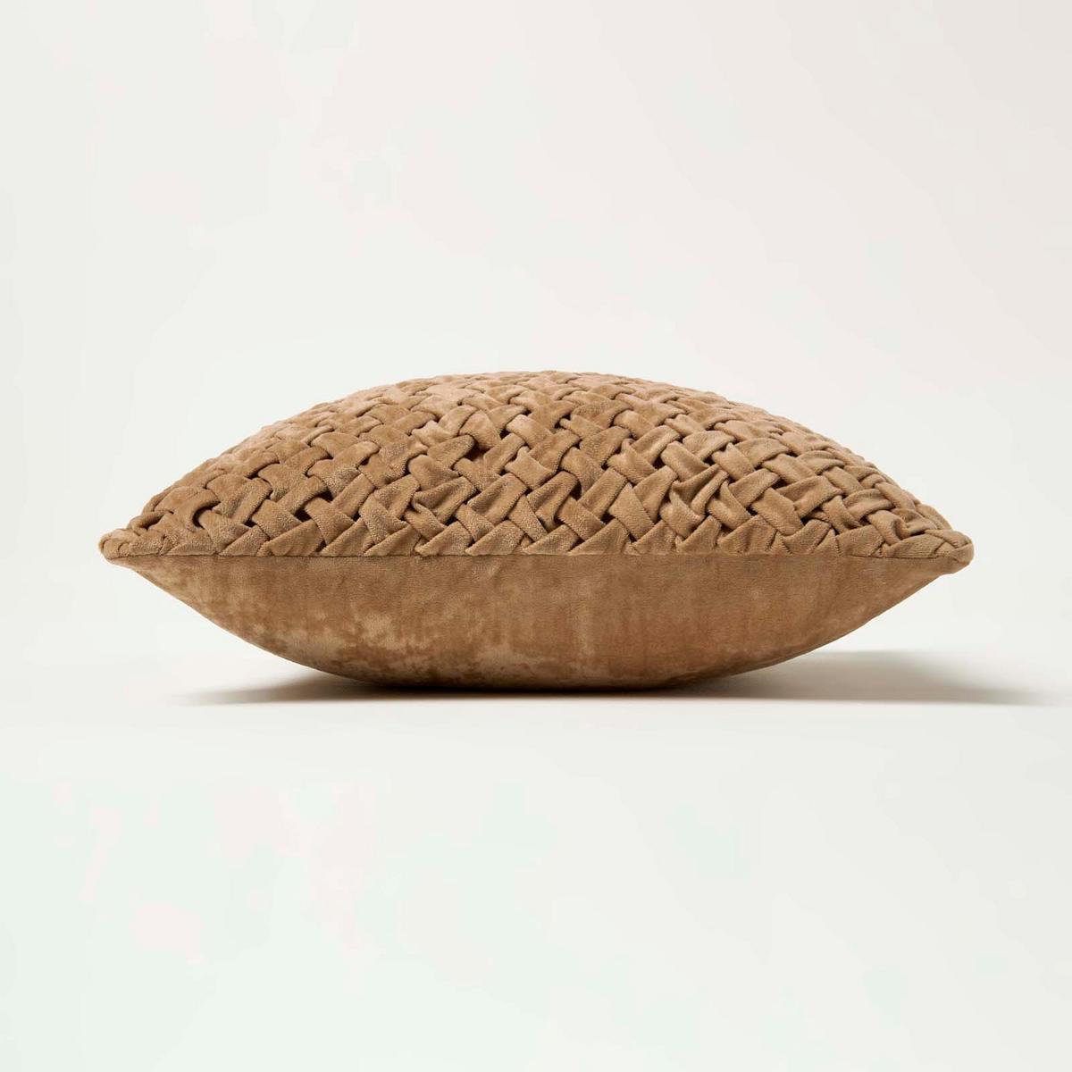 SAMTKISSEN Sofia sand 45/45 cm in Flechtoptik - Sandfarben, Textil (45/45cm) - Homescapes