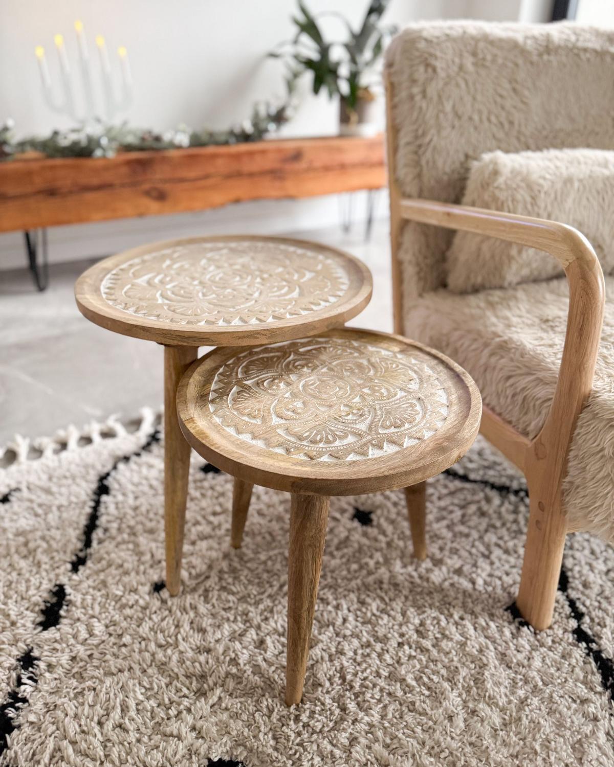BEISTELLTISCH 2er-Set Mango Holz Braun/Weiß Sakita - Hellbraun, Holz (37/37/37cm) - Beliani