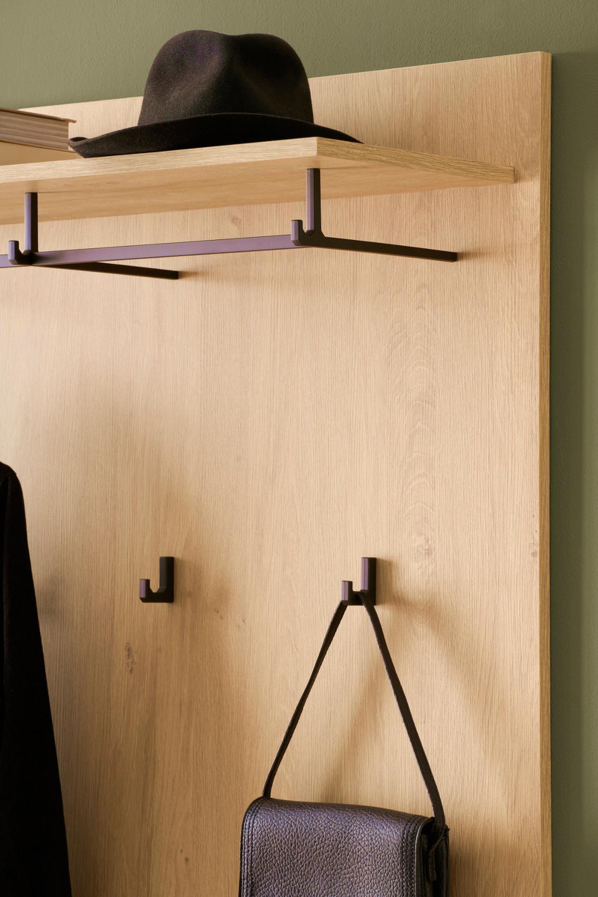GARDEROBE-SET Stone Eiche 5-teilig 215 cm, Garderobenkombination in modernem Design - Eichefarben/Schwarz, Holzwerkstoff/Metall (215/200/40cm) - Furn.Design