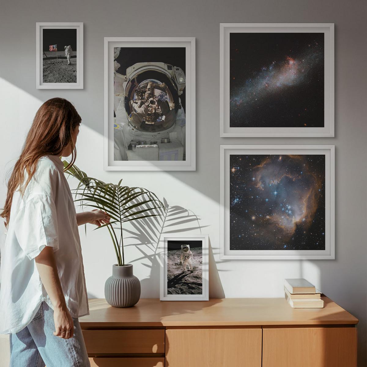 BILDER SET 5er Set - 50x50 cm & 20x30 cm & 40x60 cm Weißer Rahmen - Astronauten landen auf dem Mond - Weiß, Kunststoff (40/60cm) - TULUP