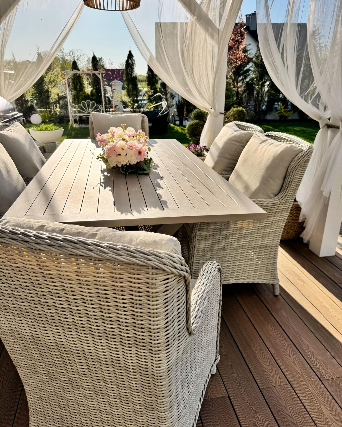 GARTENMÖBEL SET 6-Sitzer Aluminium taupe Cascais - Taupe, Kunststoff - Beliani