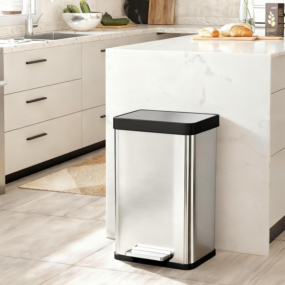 MÜLLEIMER 60 L Treteimer mit Soft-Close-Deckel Edelstahl Silber - Silberfarben, Metall (36/66.5/44cm) - HOMCOM