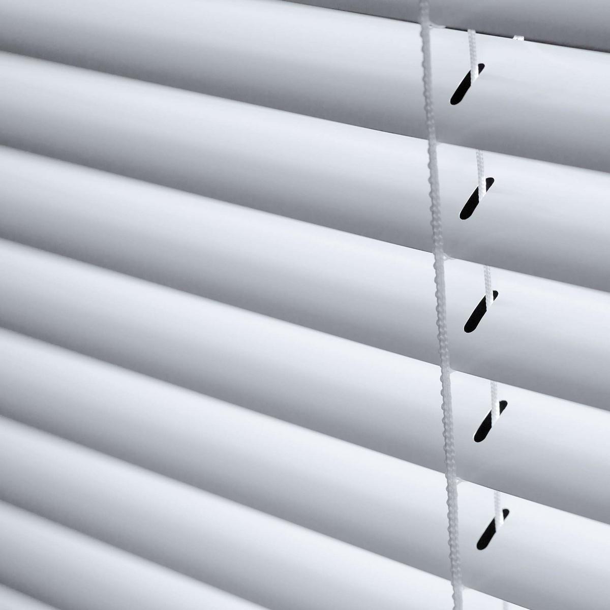 JALOUSIEN vinyl venetianische mit weißer Zugschnur 105x160 - Weiß, Kunststoff (105cm) - STORESDECO