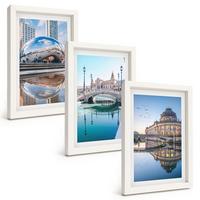 BILDER SET 3er Set - 20x30 cm Weißer Rahmen - Architektur von Städten am Wasser - Weiß, Kunststoff (20/30cm) - TULUP