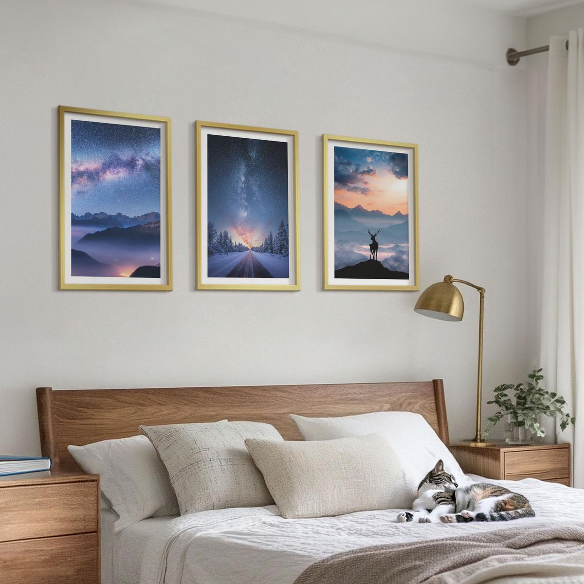 BILDER SET 3er Set - 40x60 cm Goldrahmen - Nachthimmel Berge Nebel Hirsch - Goldfarben, Kunststoff (40/60cm) - TULUP