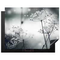 HERDABDECKPLATTE Blumen - Winter - Schnee - Natur Induktionsmatte 77x59 cm - Grau, Kunststoff (77/59/0.2cm) - MuchoWow