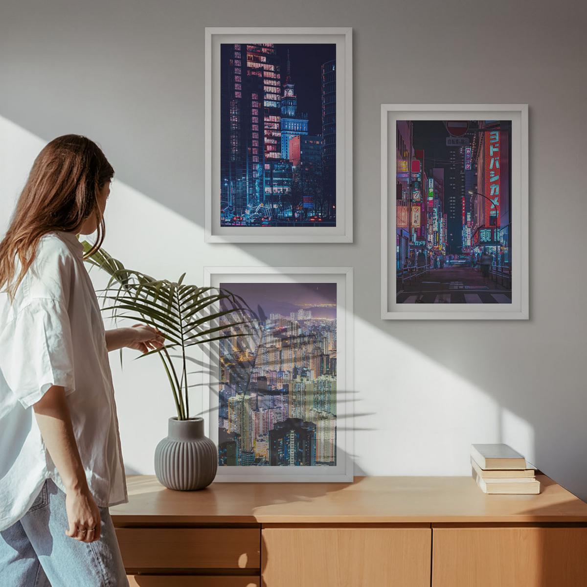 BILDER SET 3er Set - 40x60 cm Weißer Rahmen - Neonlichter der nächtlichen Stadt - Weiß, Kunststoff (40/60cm) - TULUP