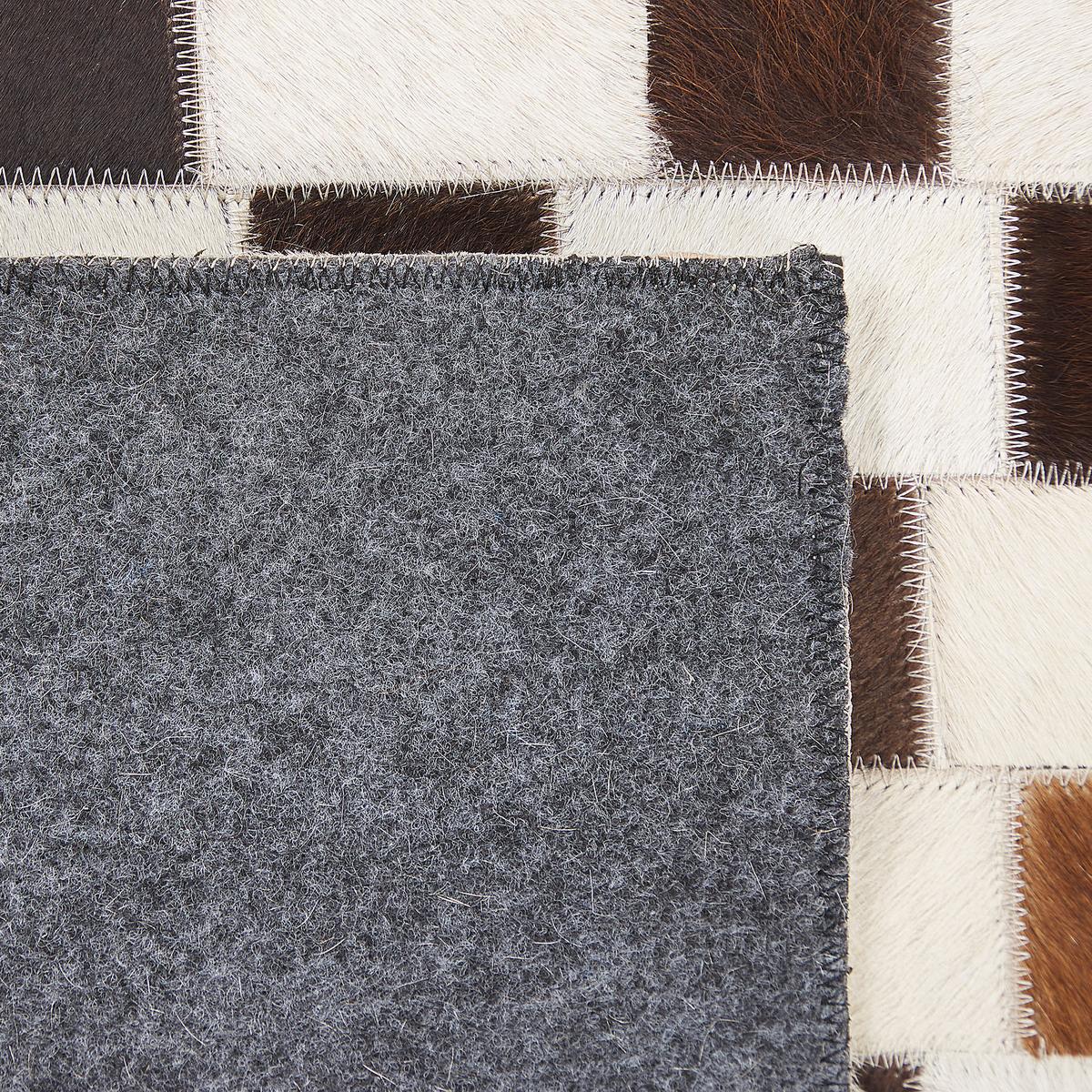 PATCHWORK-TEPPICH Kayabey 200/140 cm - Braun, Fell (140/200cm) - Beliani