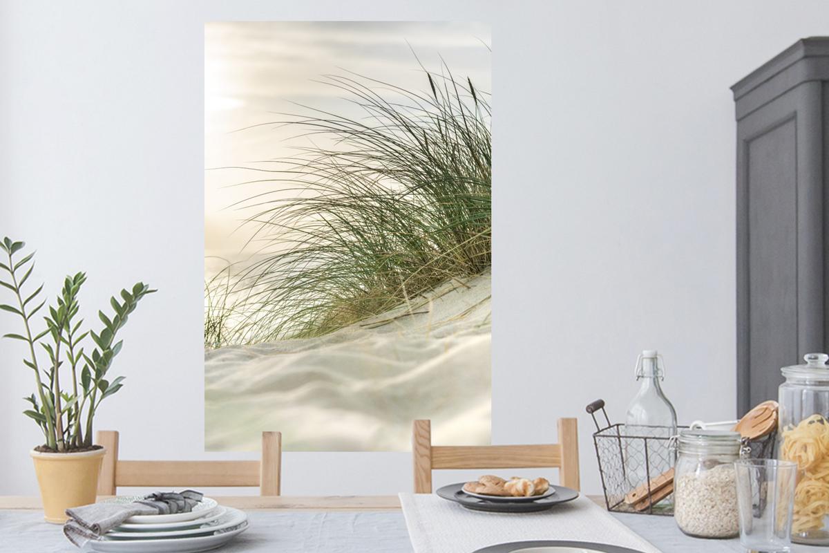 WANDTATTOO Dünen mit Strandhafer in der Sonne des Nationalparks Schleswig-Holsteinisches Wattenmeer Wandaufkleber 80x120 cm - Creme, Kunststoff (80/120/0.1cm) - MuchoWow