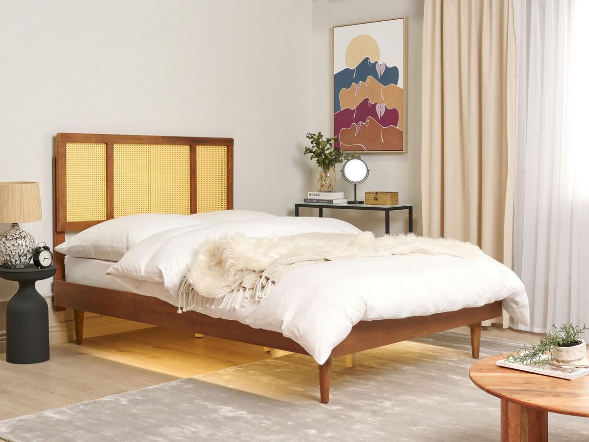 BETT mit LED 140/200 cm Gummibaumholz Braun Auray - Braun, Holz (140/200cm) - Beliani