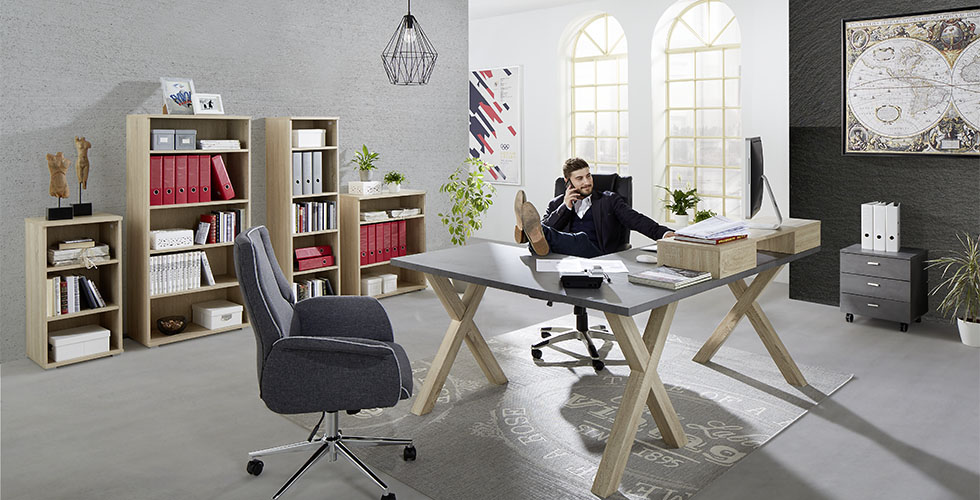 Das eigenen Arbeitszimmer einfach planen bei mömax.